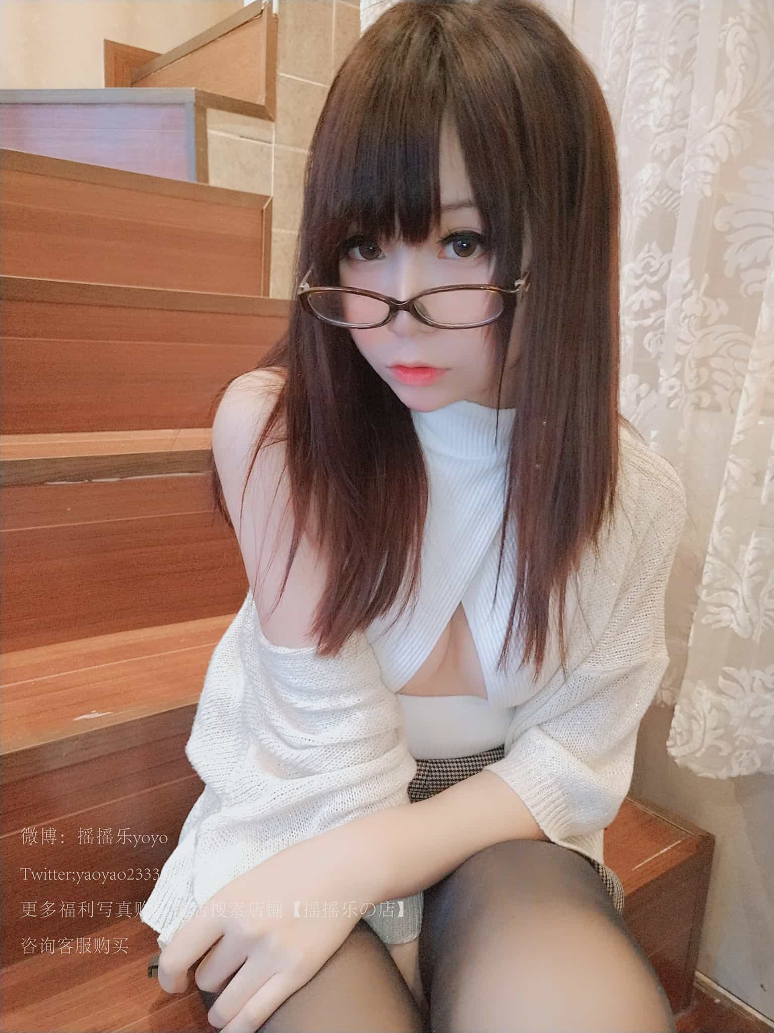 042 摇摇乐yoyo – 御姐向 164P+4V 1.7GB插图