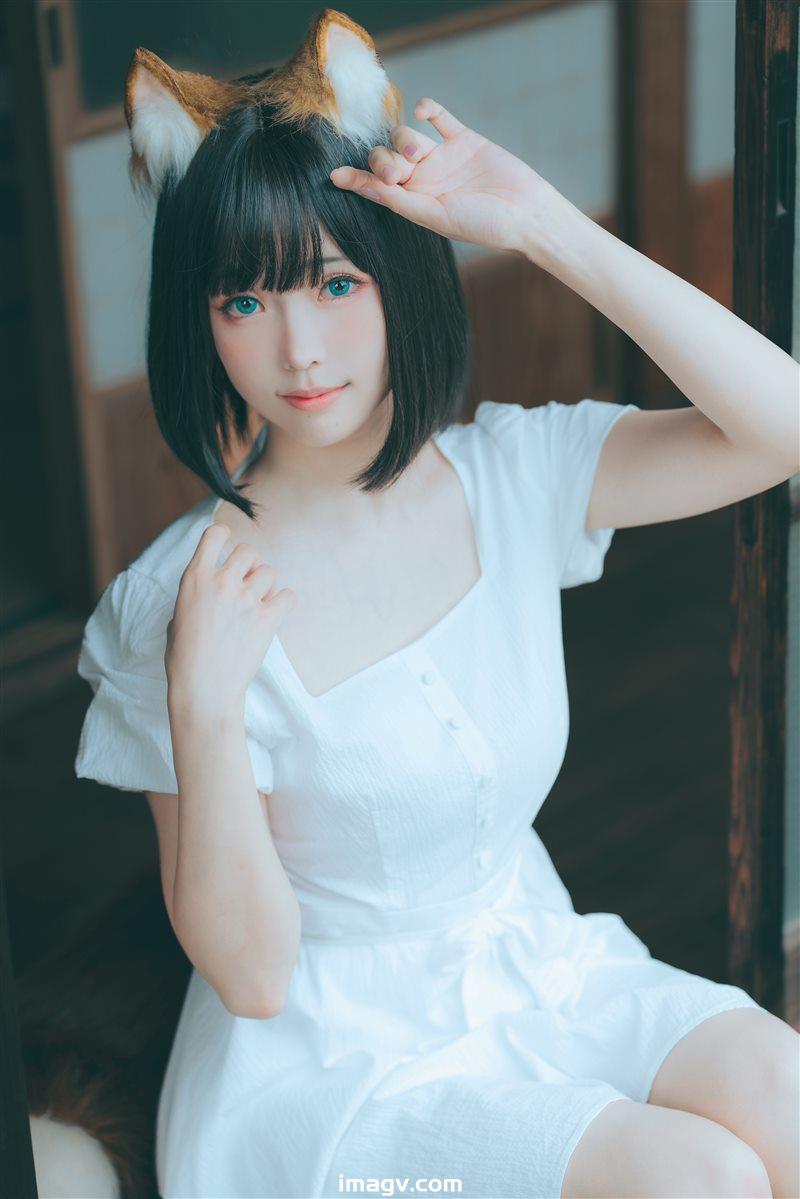 Ely_eee(ElyEE子) – 2023.July B-Dongitsune ~White dress 白洋裝狐少女 [59P+2V／167MB]插圖 